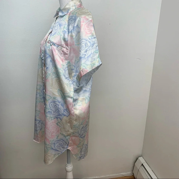 Vintage Nightshirt ‎ Woman Sz  Small Satin Gown Pastel   Floral Short Sleeve - Picture 4 of 13